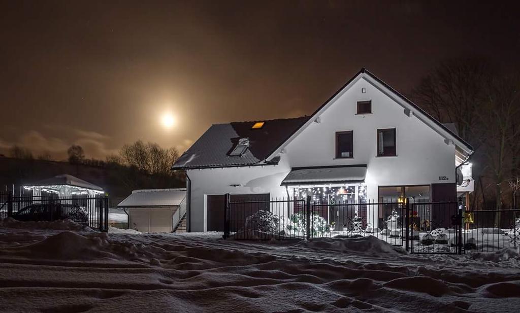 Apartamenty U Harrego I Przy Stawie Spa Z Klimatyzacja, Balia, Sauna, Ogrodem I Parkingiem Кудова-Здрой Екстериор снимка